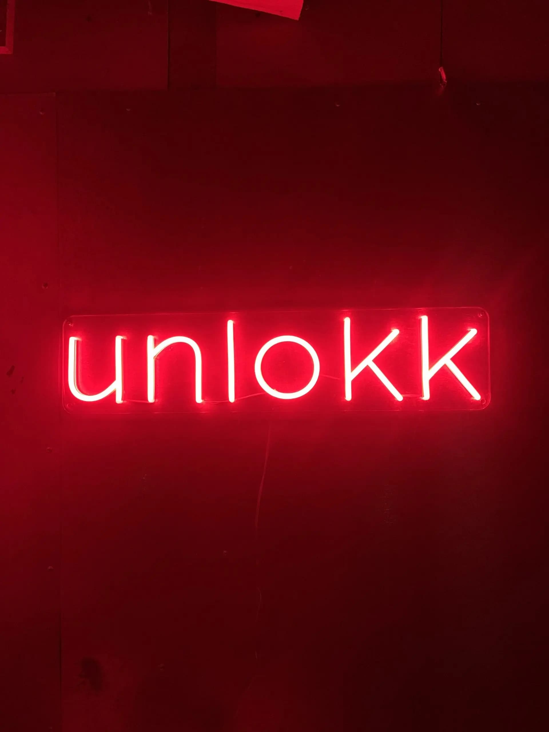 unlokk lights